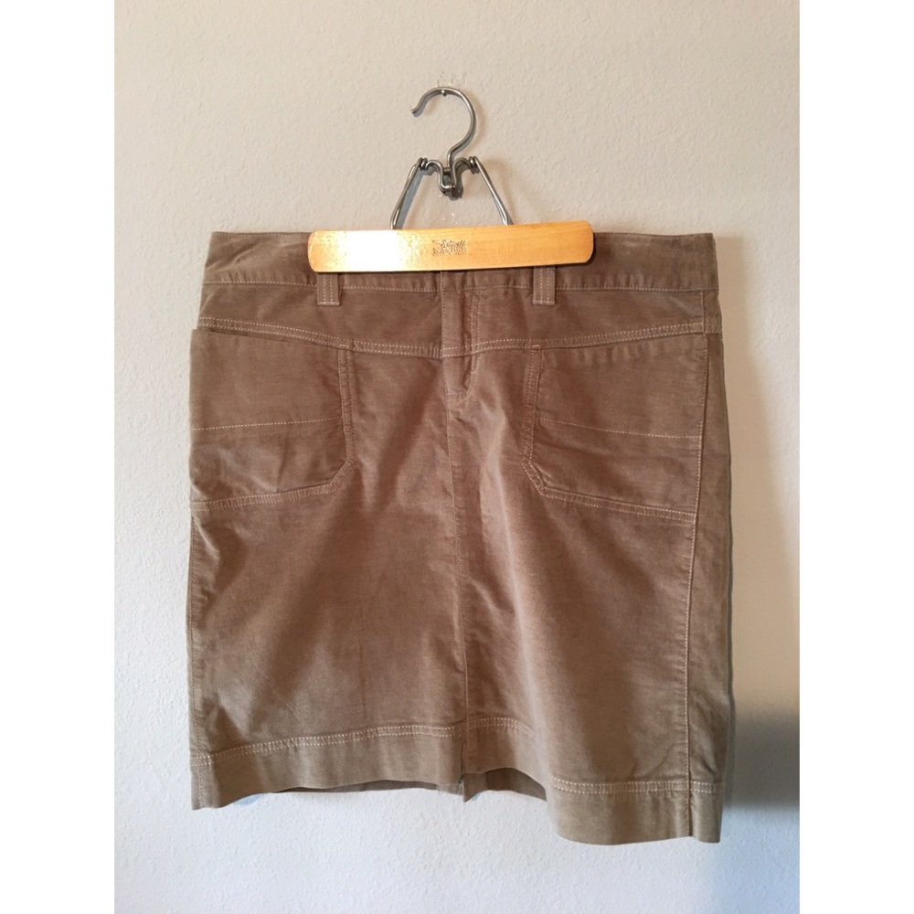 ATHLETA Women’s Skirt Size 14